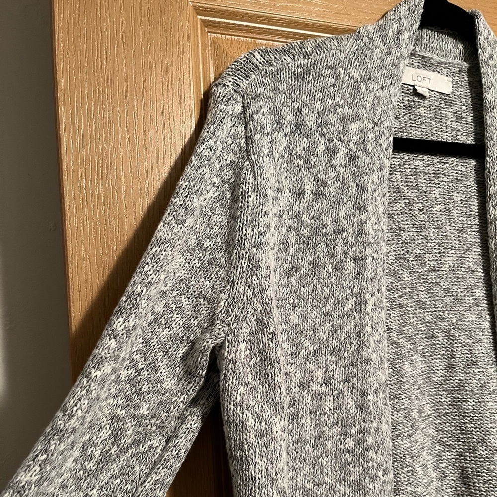 Loft Gray and White Open Cardigan - Picture 3 of 8